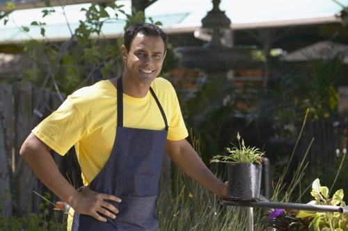 Gardeners Ratcliff payment and charge terms for garden services